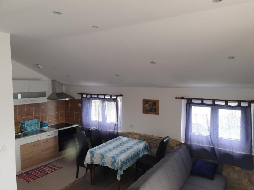 Ferienwohnung Penthouse Prvić Luka Exterior foto