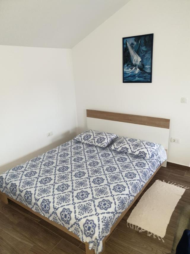 Ferienwohnung Penthouse Prvić Luka Exterior foto